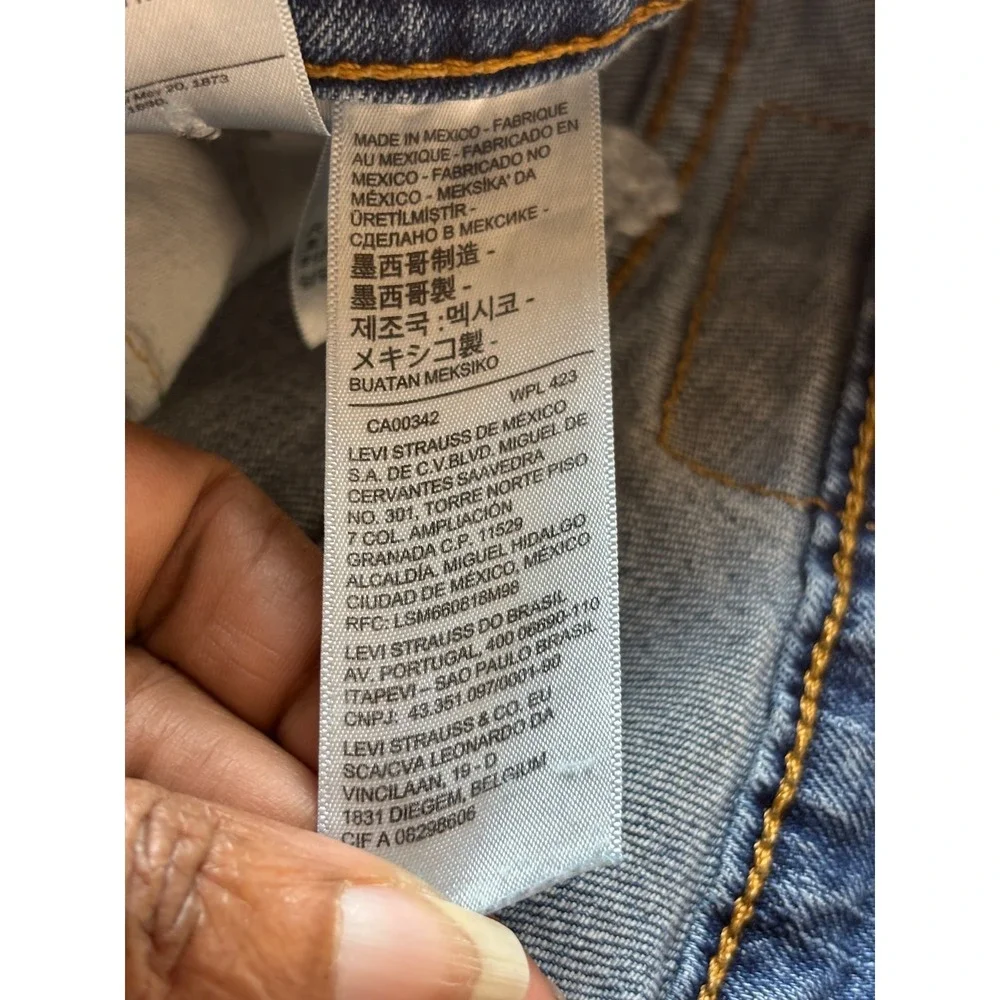 Mens 33x32 Levi's Straight Jeans Medium Wash Blue Denim Regular Fit Everyday